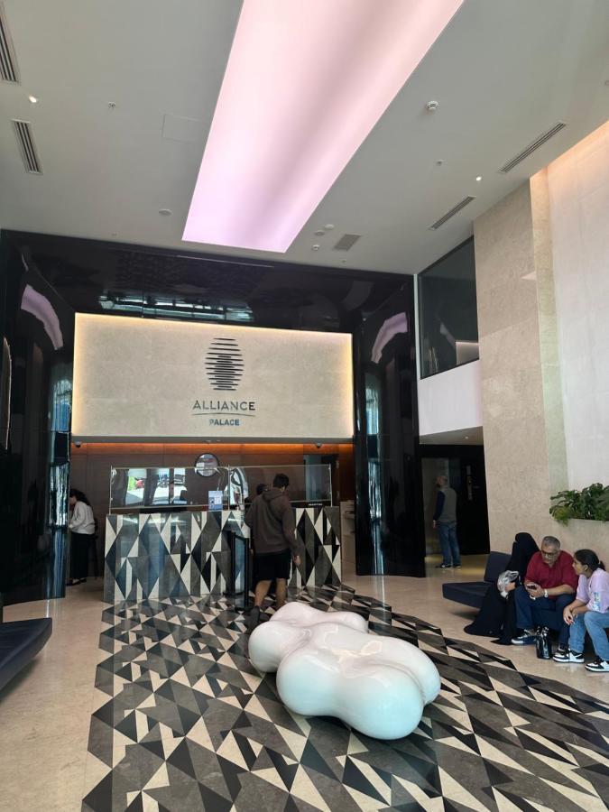 Alliance Palace Aparthotel By Marriott Batumi Bagian luar foto